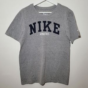 Nike T-Shirt